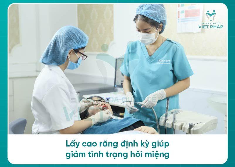 Lấy cao răng giúp giảm hôi miệng